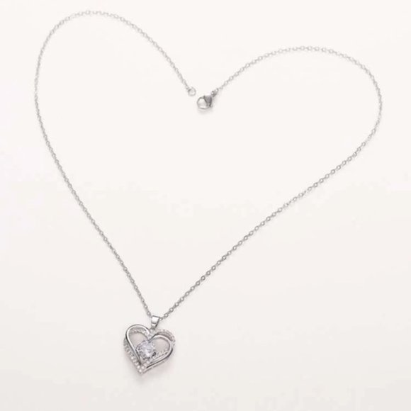 Cubic Zirconia Heart Pendant Necklace for Women Wedding Party - Picture 5 of 6